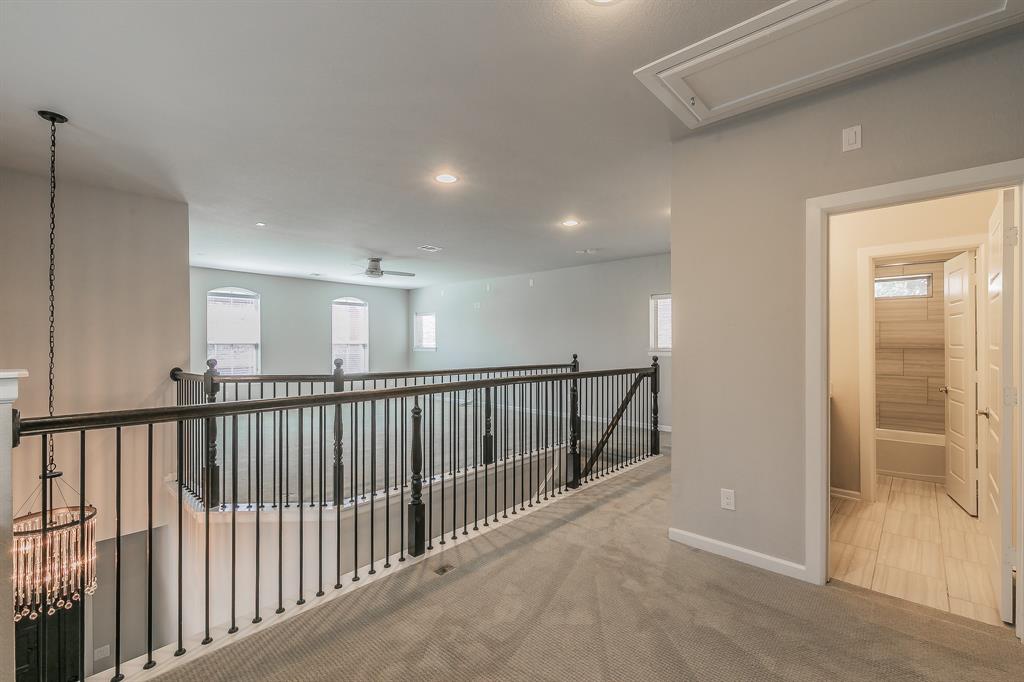 Villas Lk Hlnds Add - Residential