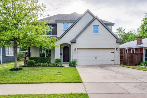 Photo of 1701 Belle Place, Fort Worth, TX 76107 (MLS # 21240747)