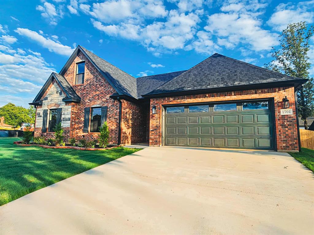 1701 Cathey Drive