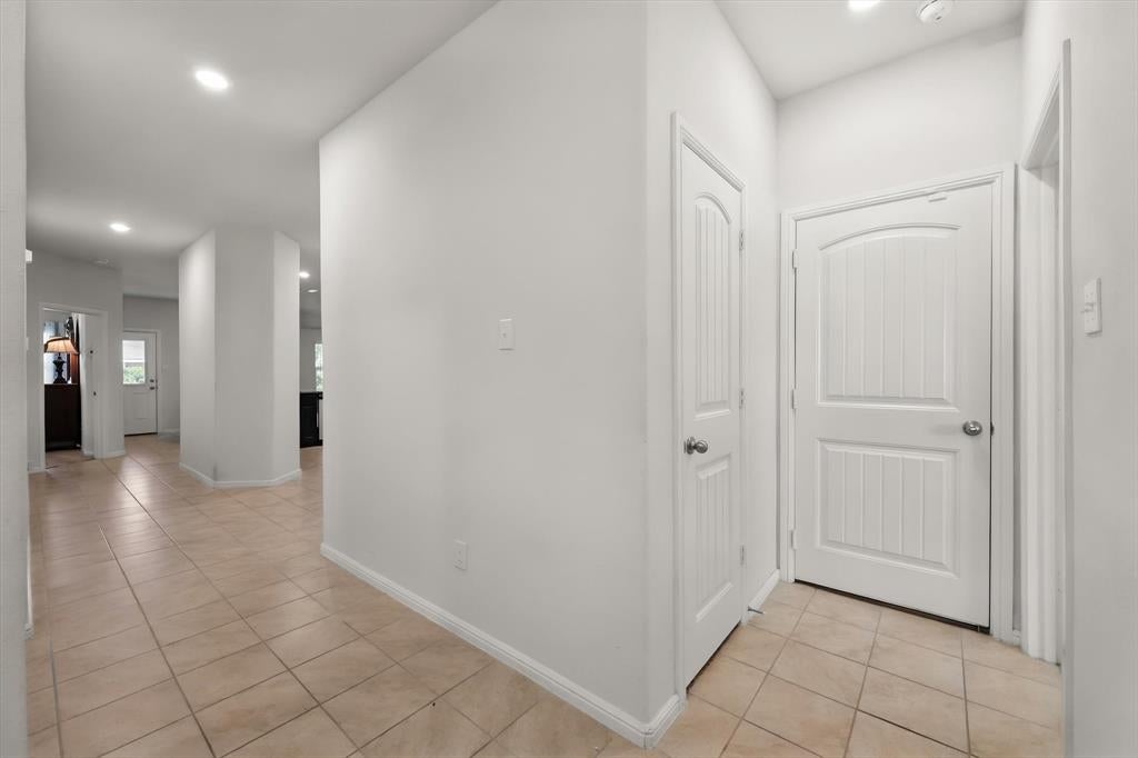 837 Walls Boulevard