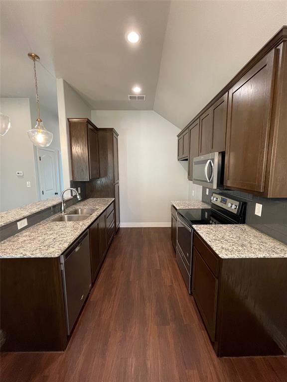 Snag Farms - Residential Lease