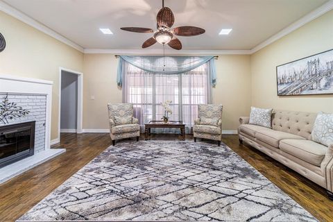 Photo of 3305 Eisenhower Lane, Plano, TX 75023 (MLS # 21299019)