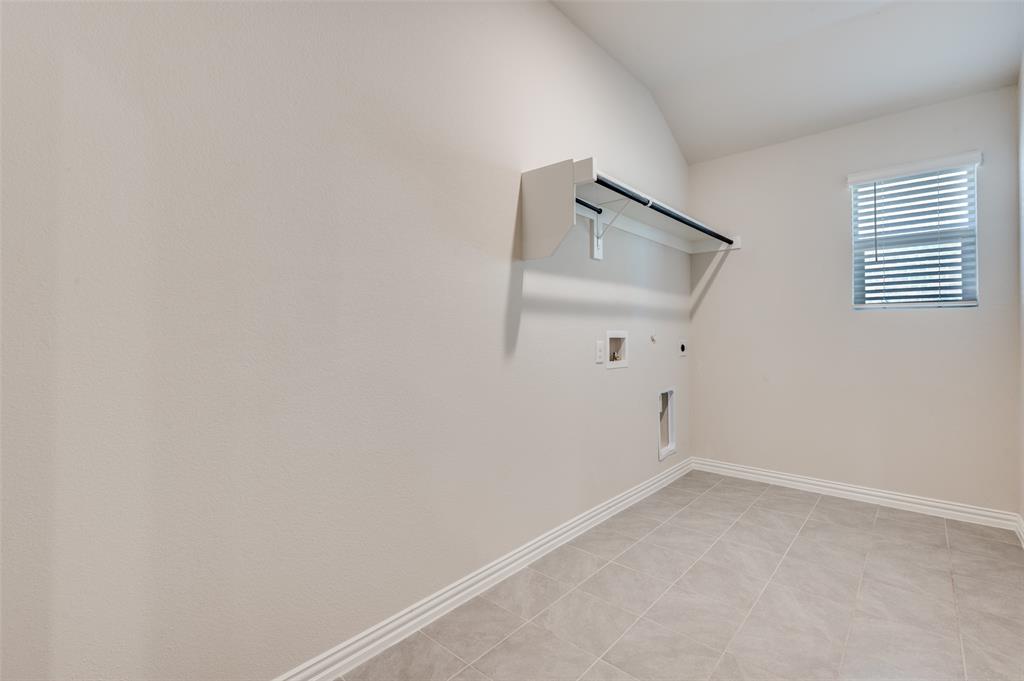 Falcon Place - Residential