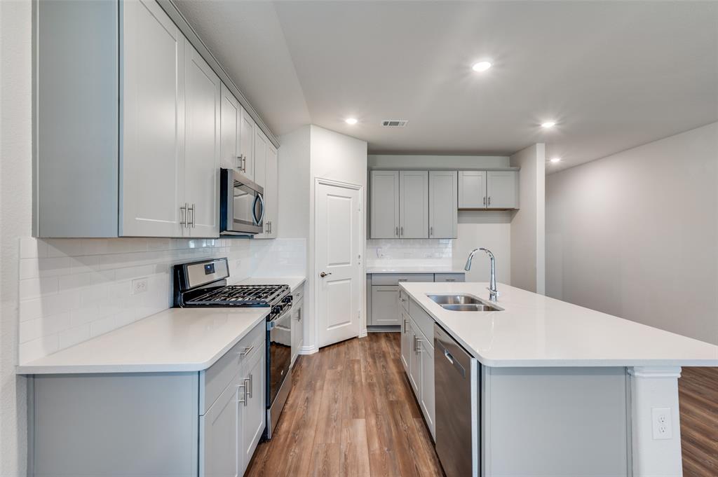 Falcon Place - Residential