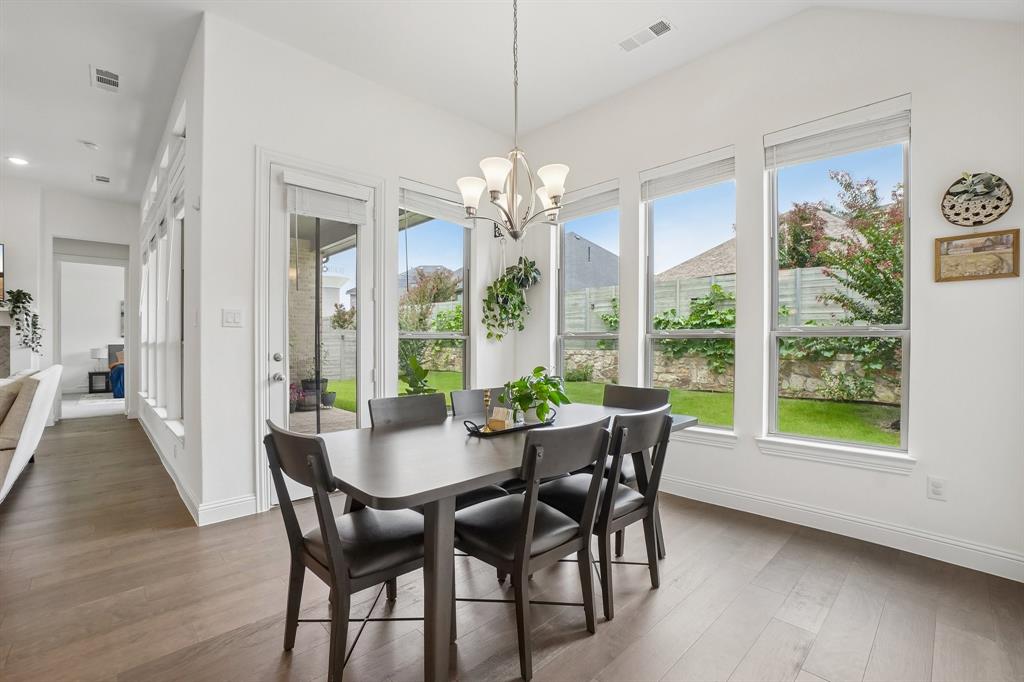 1816 LONGSPUR Drive