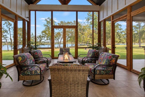 Photo of 453 Private Road 2712, Mount Pleasant, TX 75455 (MLS # 21415213)