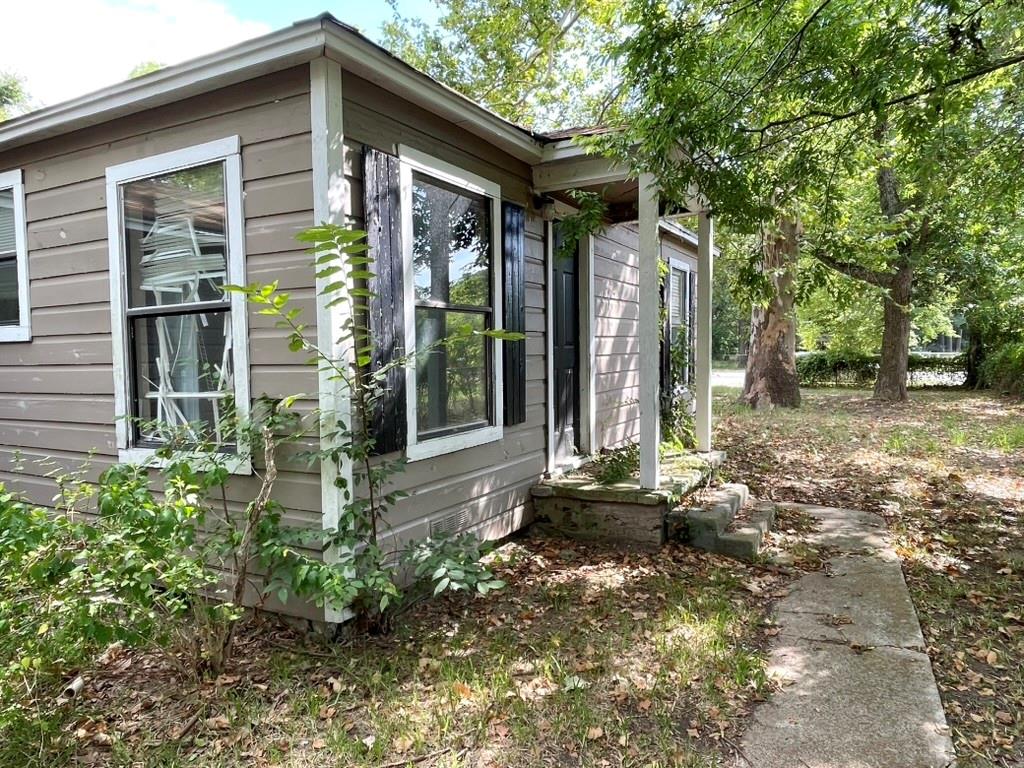 J A Schnell Surv Abs #822 - Residential