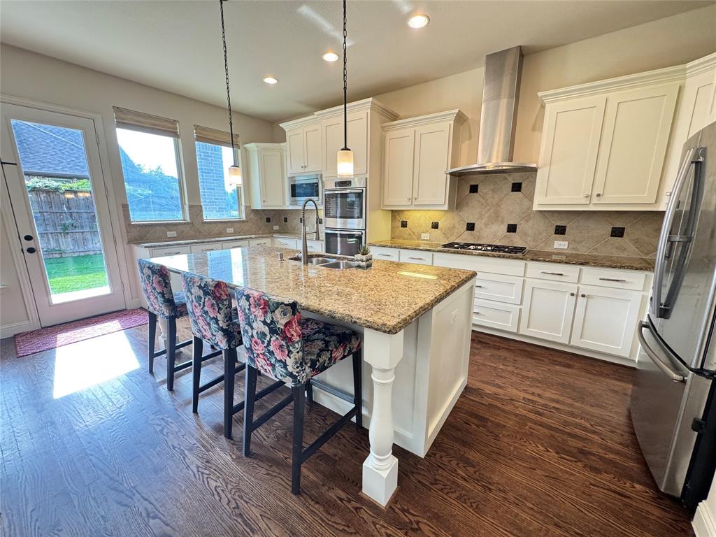 8844 Laurel Lane