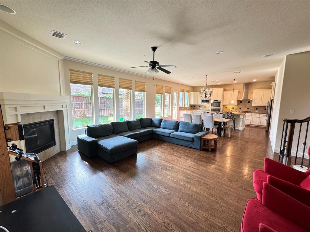 8844 Laurel Lane