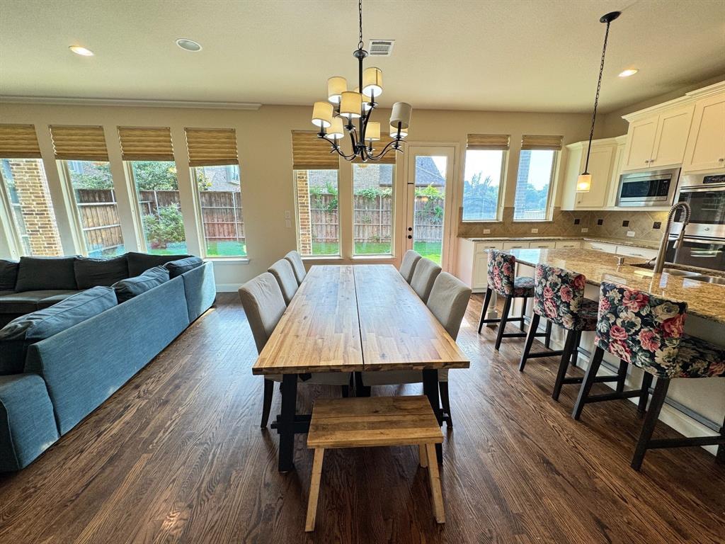 8844 Laurel Lane