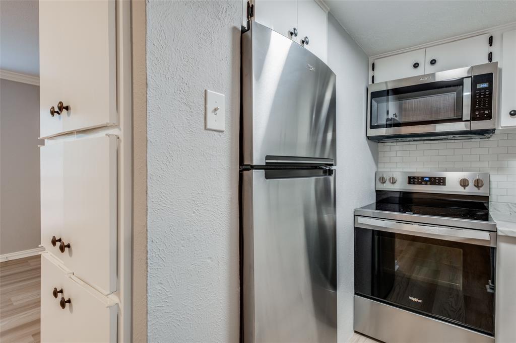 North Oak Lawn - Residential Lease