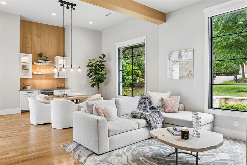 1403 Fountain Grass Court