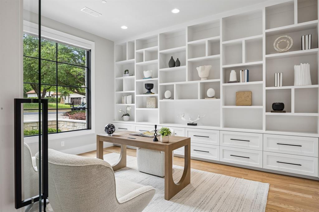 1403 Fountain Grass Court