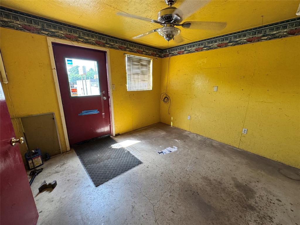 none - Commercial Sale