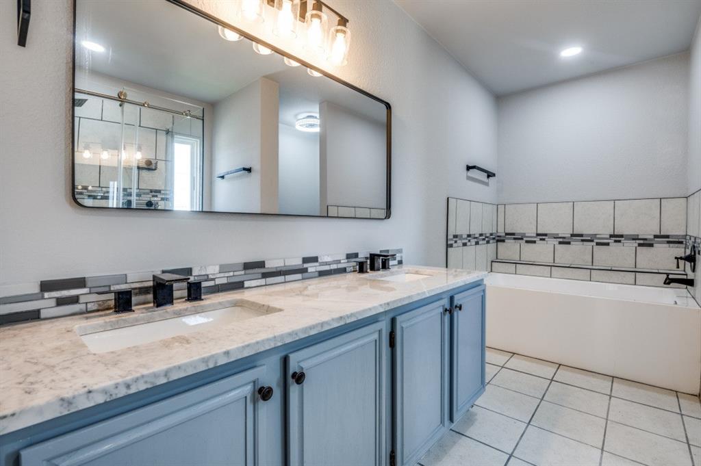 Heritage Square 04 Ph 02 - Residential