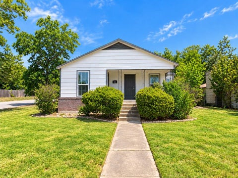 Photo of 2001 S 9th Street, Temple, TX 76504 (MLS # 21387465)