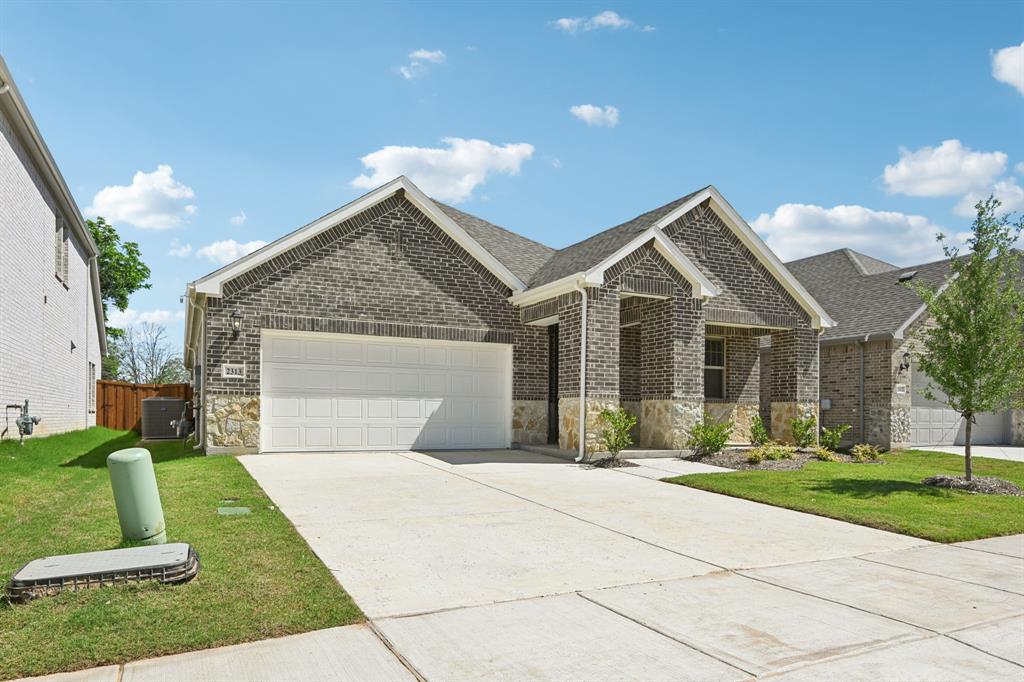 2313 Wellington Lane