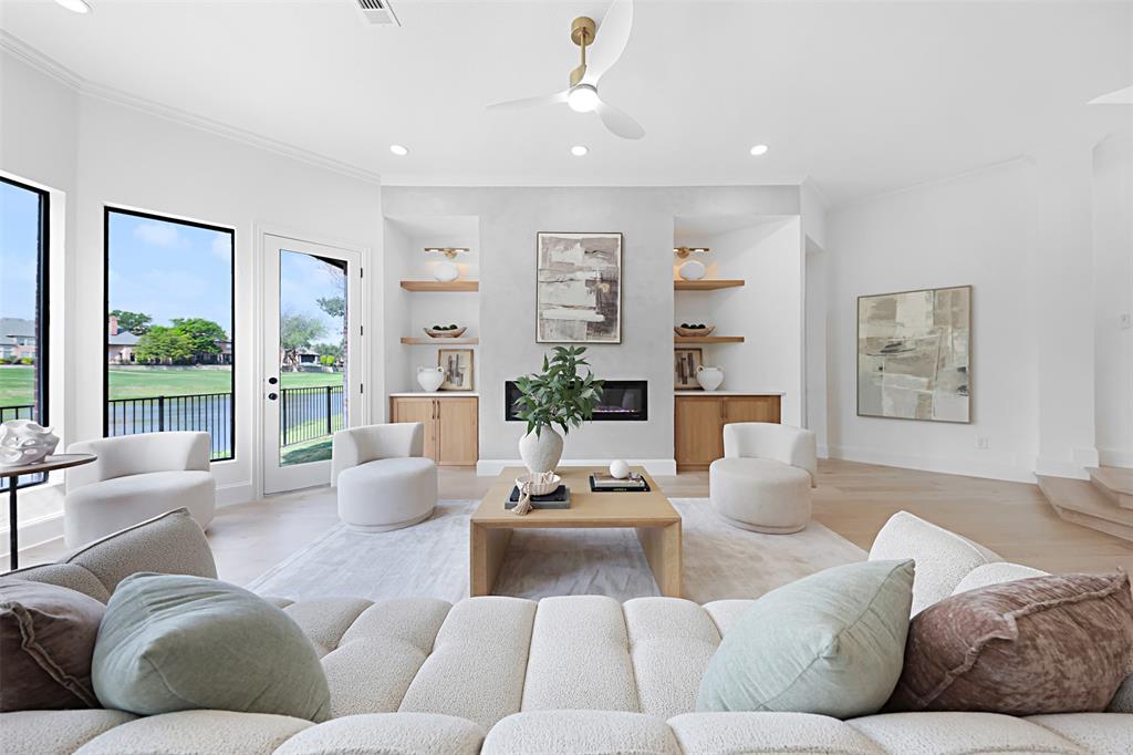 5644 Gleneagles Drive