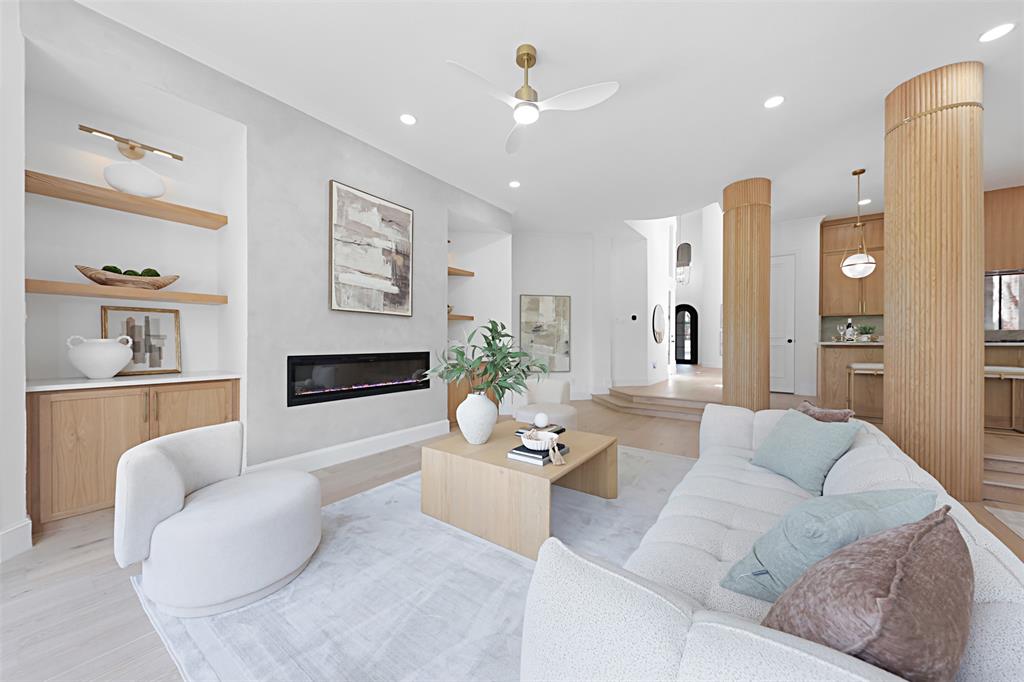 5644 Gleneagles Drive