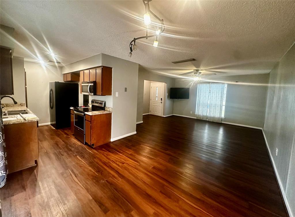 Hillside Village 3 - Residential