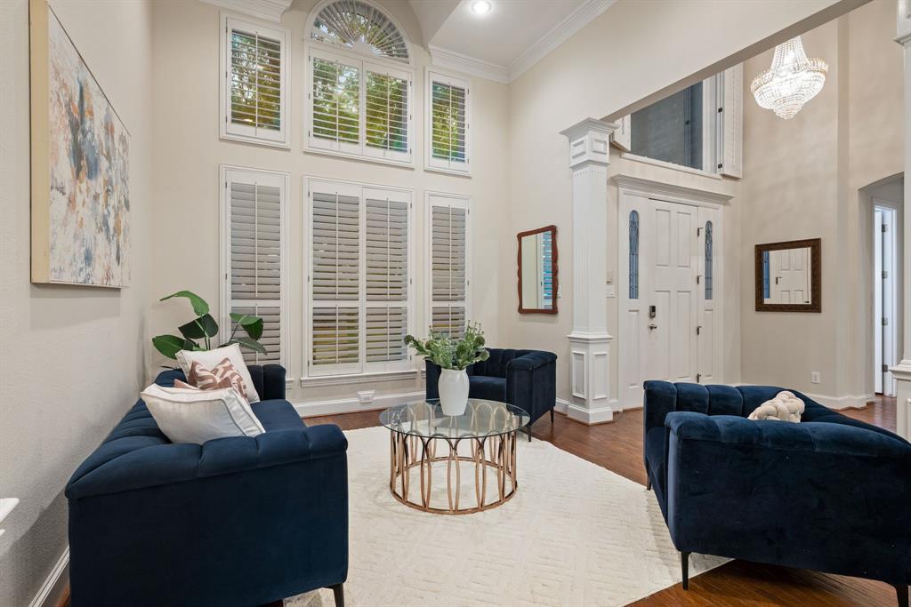 3128 Woodland Heights Circle
