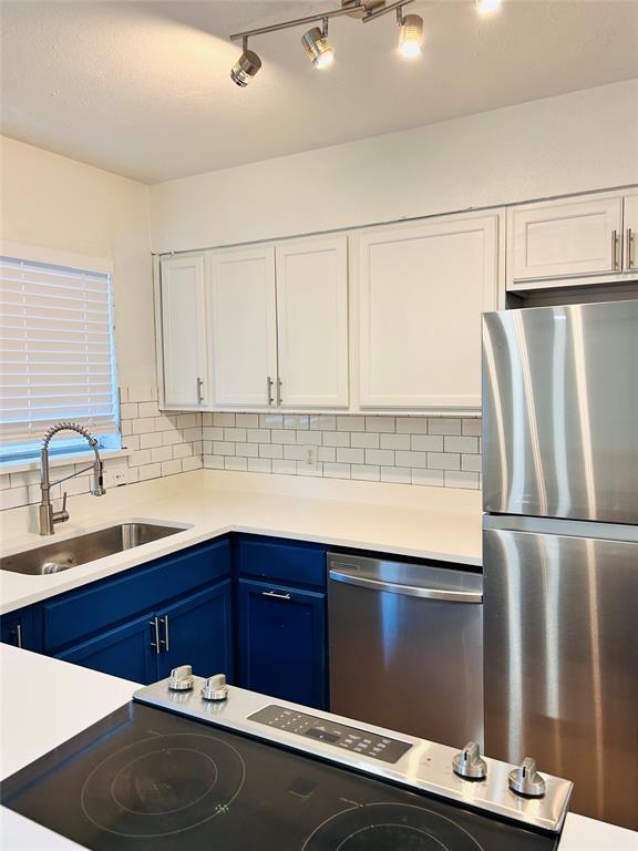 Mccarville & Bonds - Residential Lease