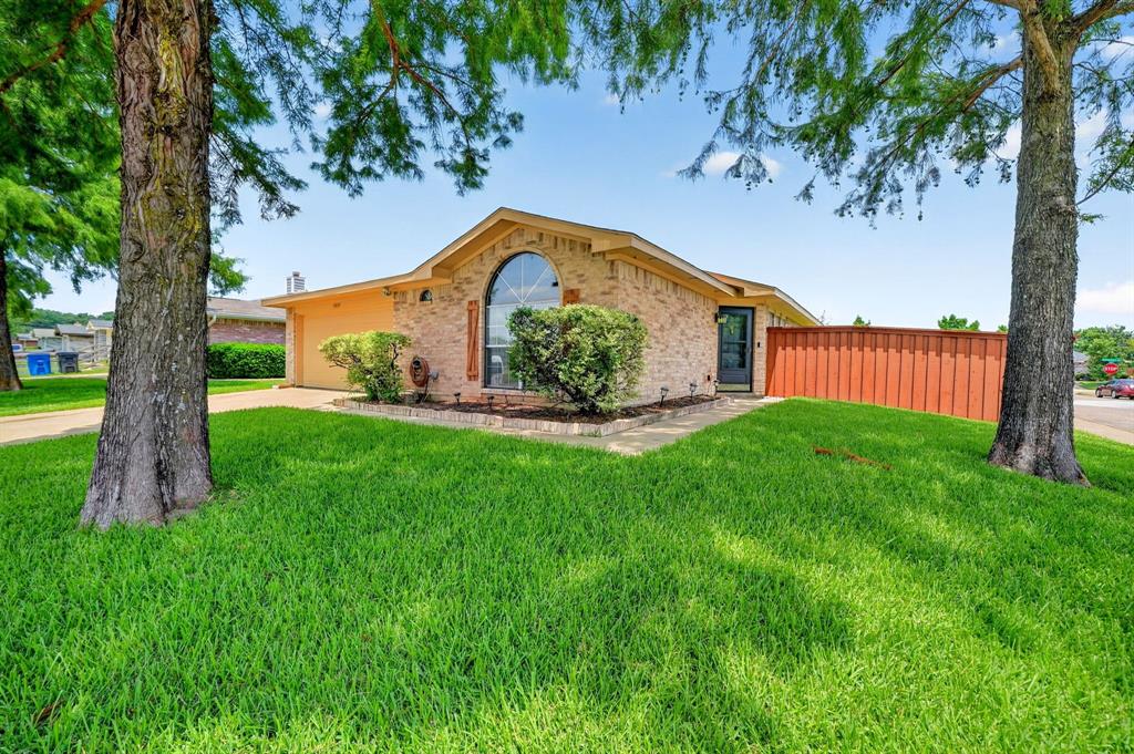 9339 CRIMNSON Court