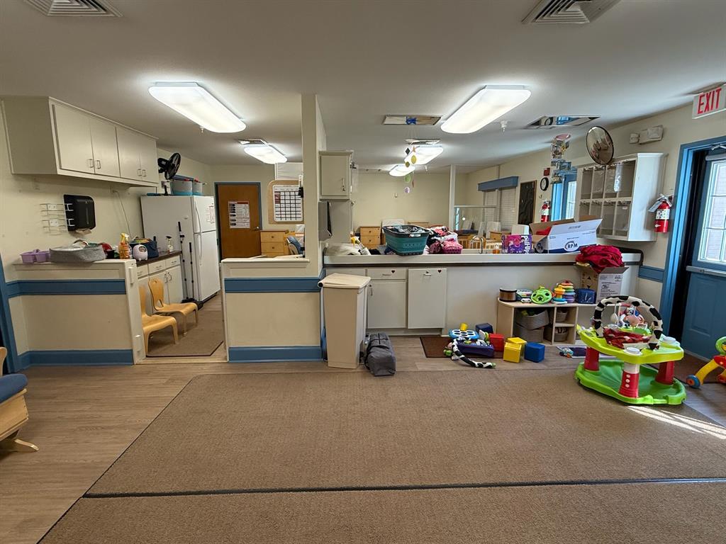 1253 W Round Grove Road