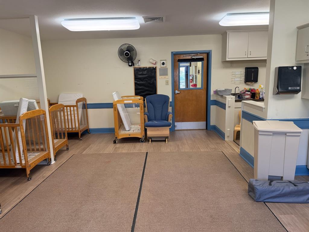 1253 W Round Grove Road