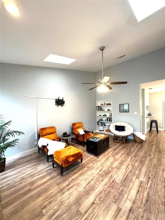 Oaks On Montfort Ph 02 03 04 - Residential