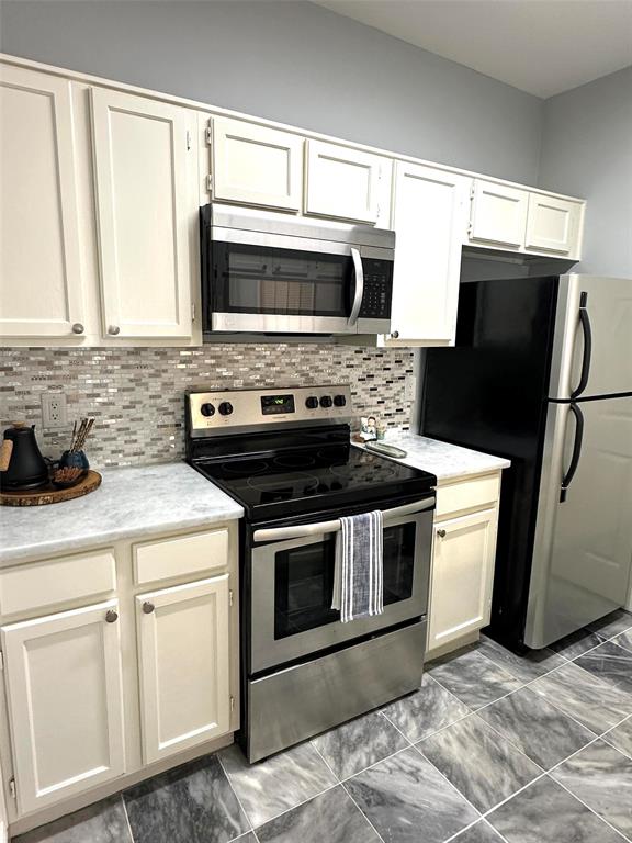 Oaks On Montfort Ph 02 03 04 - Residential