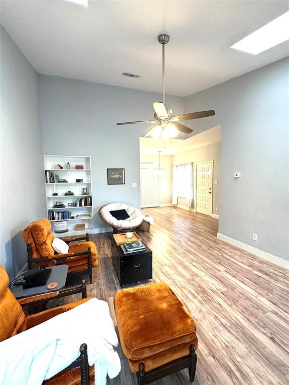 Oaks On Montfort Ph 02 03 04 - Residential