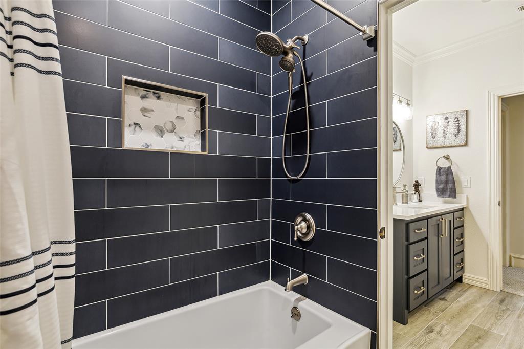 Starwood Ph Four Village 15 - Residential