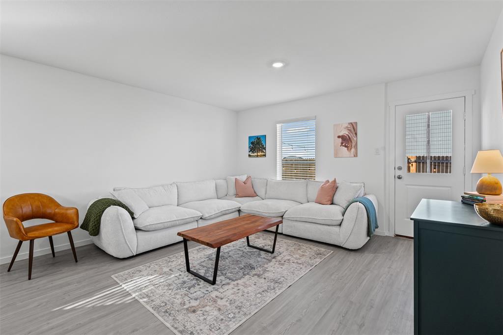 6804 Bramblewood Drive