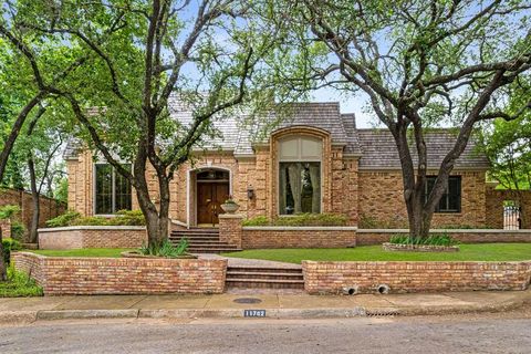 11702 Forest Court Dallas TX 75230