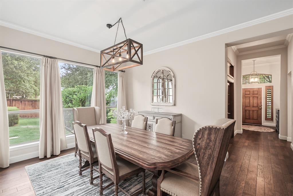 8541 Thorne Drive