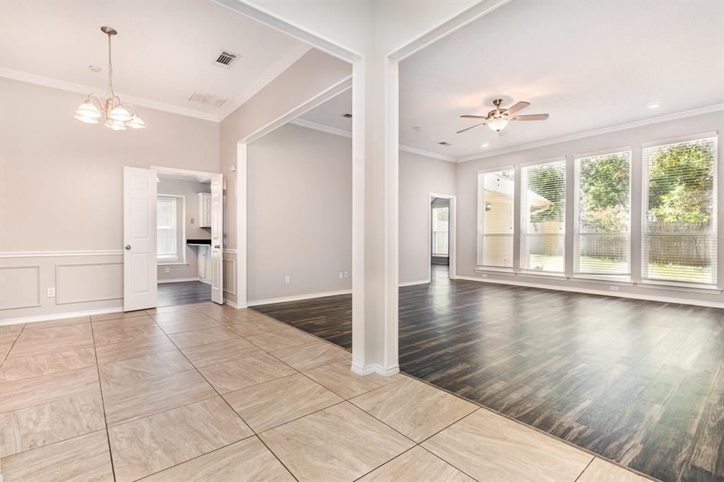 2516 Classic Court W