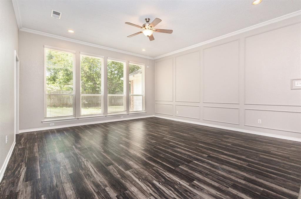 2516 Classic Court W