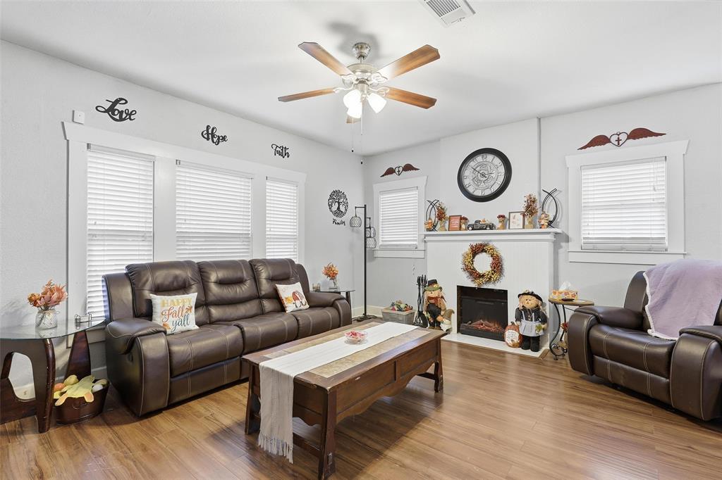 Original Cleburn - Residential