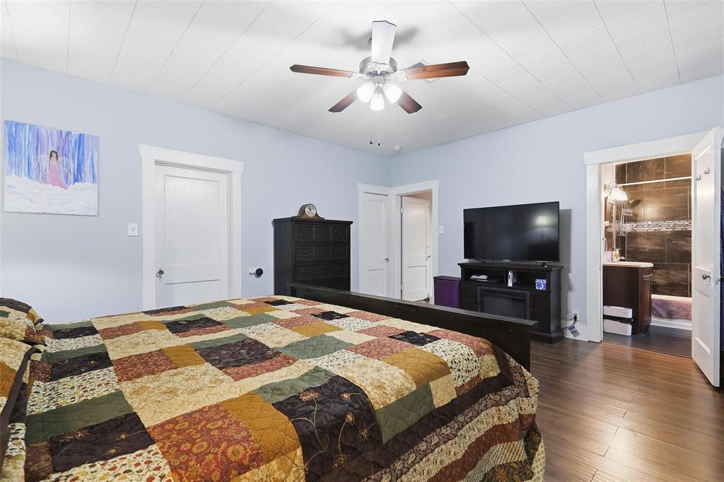 Original Cleburn - Residential