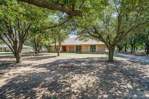 1909 Floyd Hampton Road Crowley TX 76036