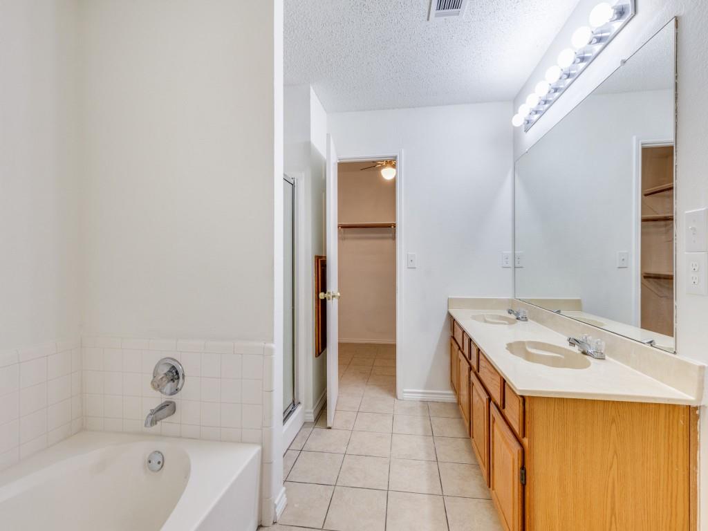 Huntington Village Add - Residential