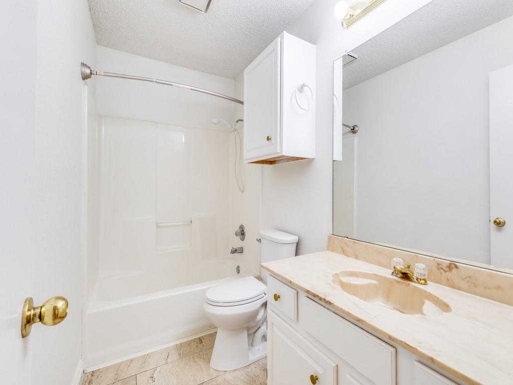 Huntington Village Add - Residential