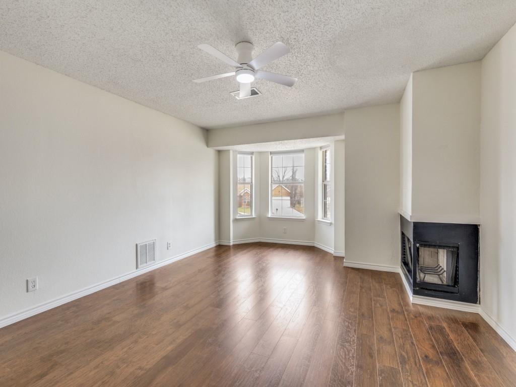 Huntington Village Add - Residential