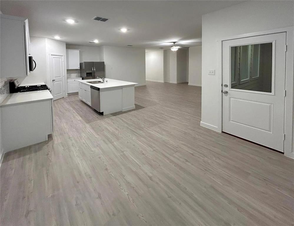 Shaded Tree Ph 1 - Residential Lease