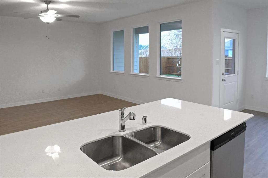 Shaded Tree Ph 1 - Residential Lease