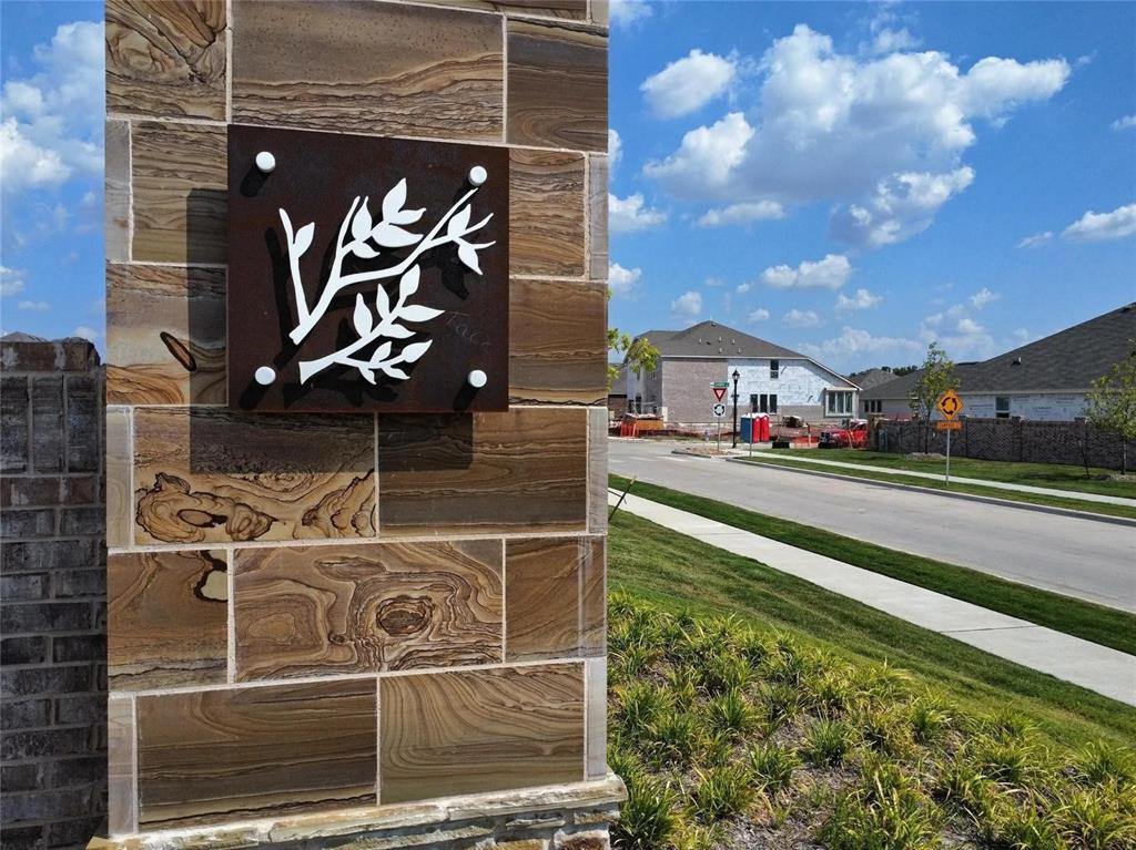 Shaded Tree Ph 1 - Residential Lease