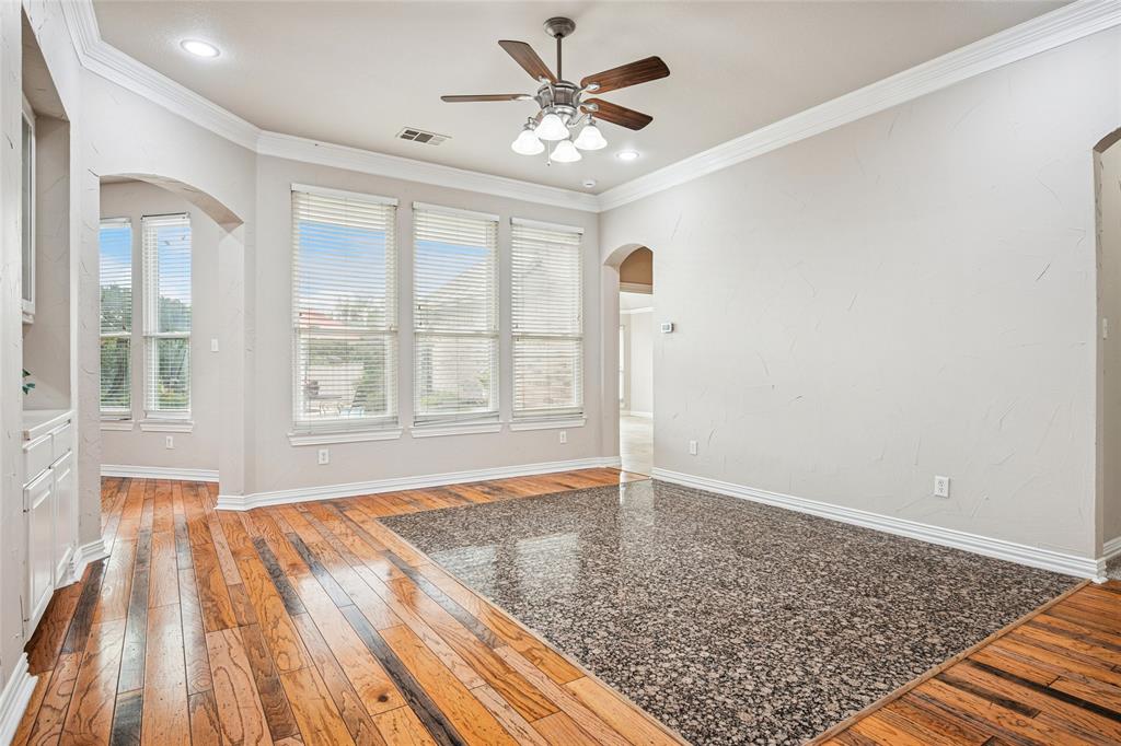 1205 Shores Boulevard