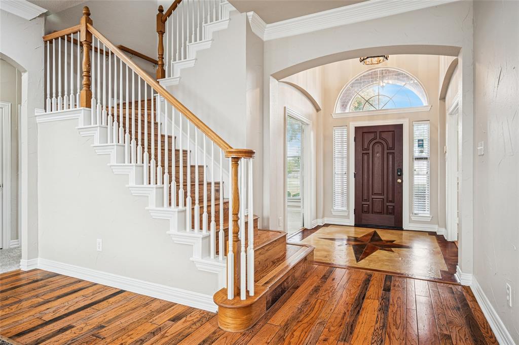 1205 Shores Boulevard