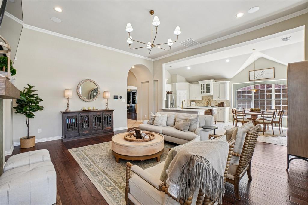 3300 Persimmon Lane